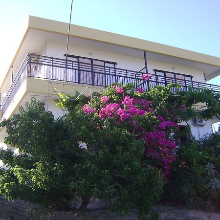 קפלוס Panormitis Studios חדר תמונה